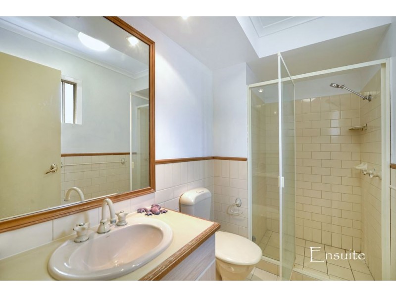 15/14 Jennifer Avenue, Runaway Bay QLD 4216