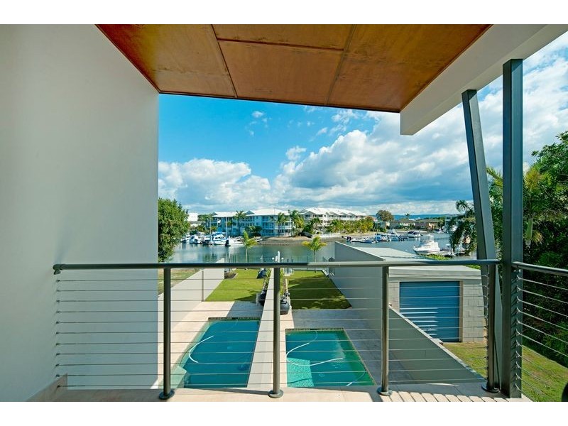 1/30 Anglers Esplanade, Runaway Bay QLD 4216