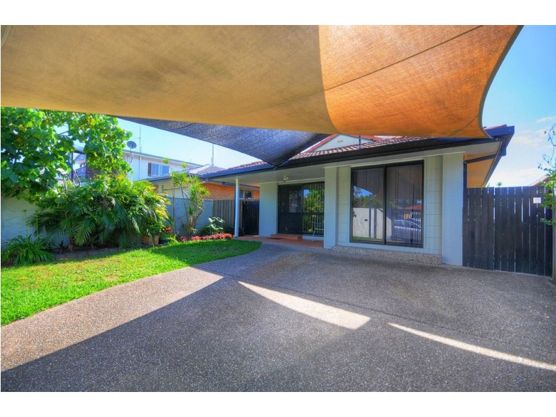 3 Chainey Avenue, Miami QLD 4220