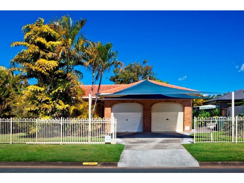 20 Waitomo Street, Broadbeach Waters QLD 4218