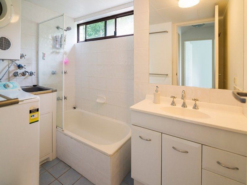28 Rudd, Broadbeach QLD 4218