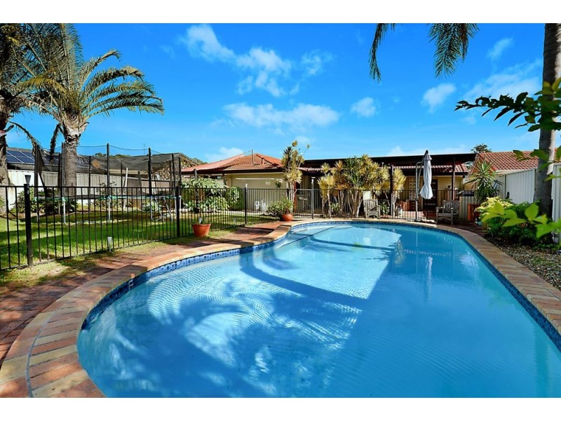 41 Sundown Drive, Paradise Point QLD 4216