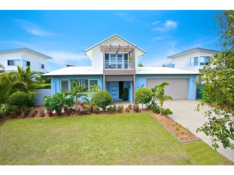 5 Ruthenium Court, Hope Island QLD 4212