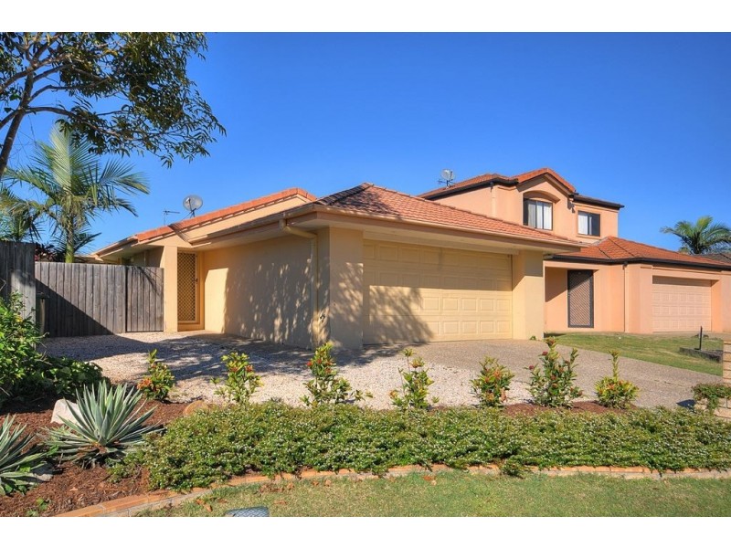 19 Hialeah Crescent, Helensvale QLD 4212