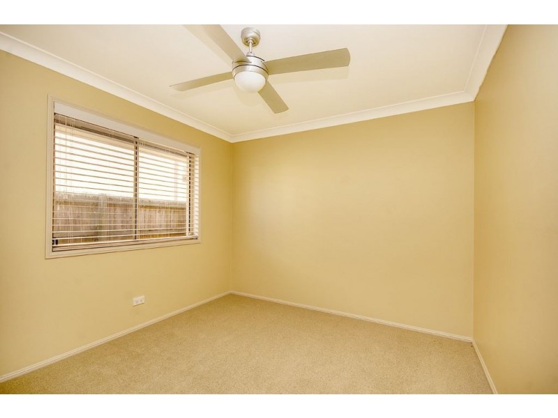 19 Hialeah Crescent, Helensvale QLD 4212