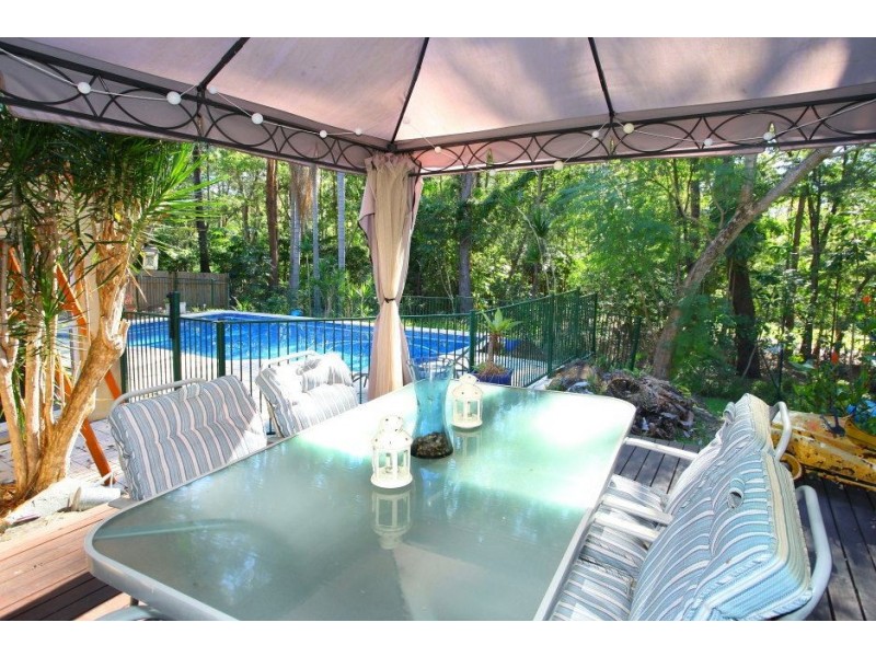 24 Banff Court, Robina QLD 4226