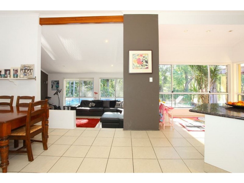 24 Banff Court, Robina QLD 4226