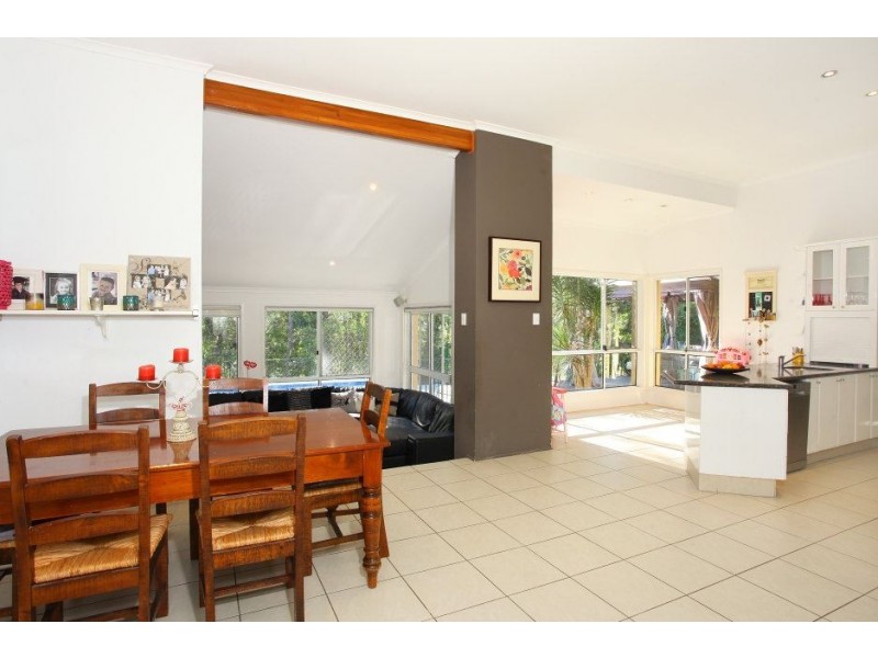 24 Banff Court, Robina QLD 4226