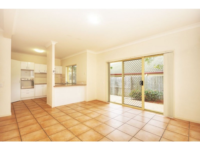 2/9 Alexandrina Drive, Varsity Lakes QLD 4227