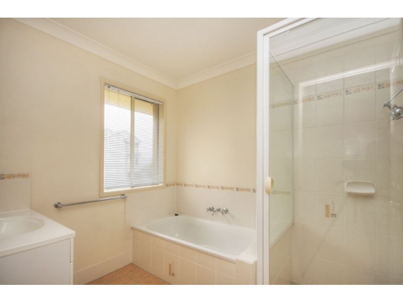 2/9 Alexandrina Drive, Varsity Lakes QLD 4227