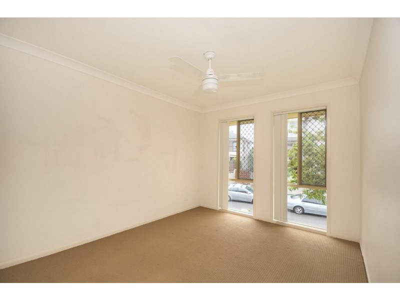 2/9 Alexandrina Drive, Varsity Lakes QLD 4227
