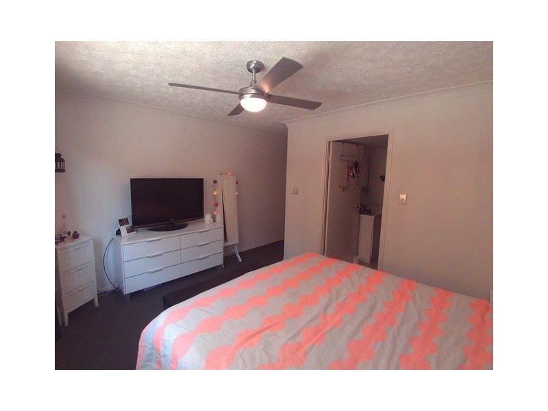 12 Monaco Street, Broadbeach QLD 4218