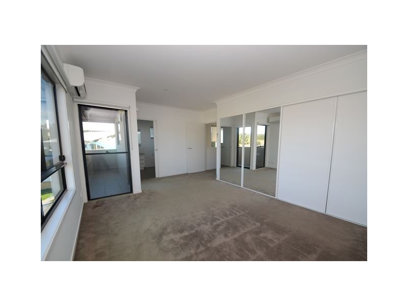 1/62 Bayswater Avenue, Varsity Lakes QLD 4227