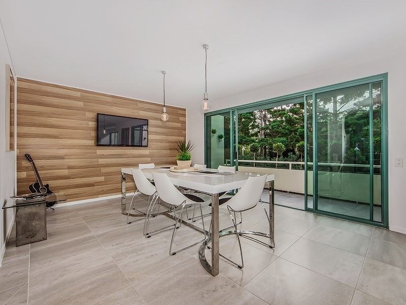 1121 ‘Spring Terraces’, Ross Street, Benowa QLD 4217