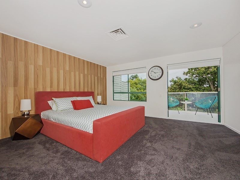 1121 ‘Spring Terraces’, Ross Street, Benowa QLD 4217