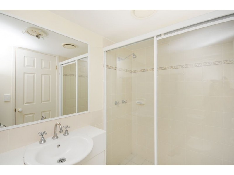 6/4-6 Acacia Ave, Surfers Paradise QLD 4217