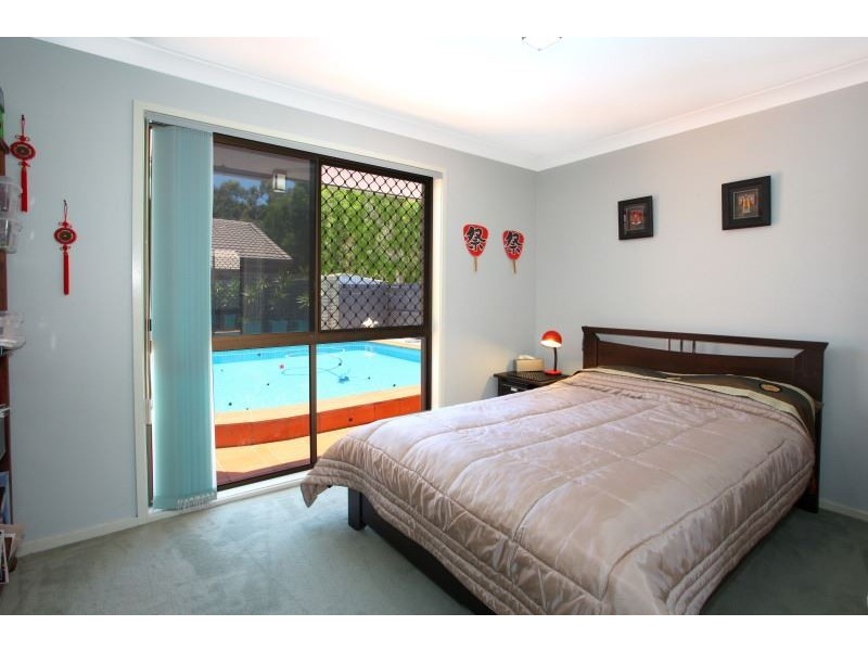 3 Anchorage Way, Biggera Waters QLD 4216