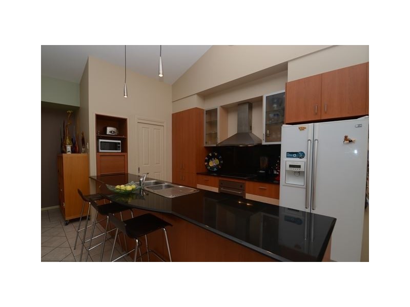 19 Imperia Crescent, Varsity Lakes QLD 4227