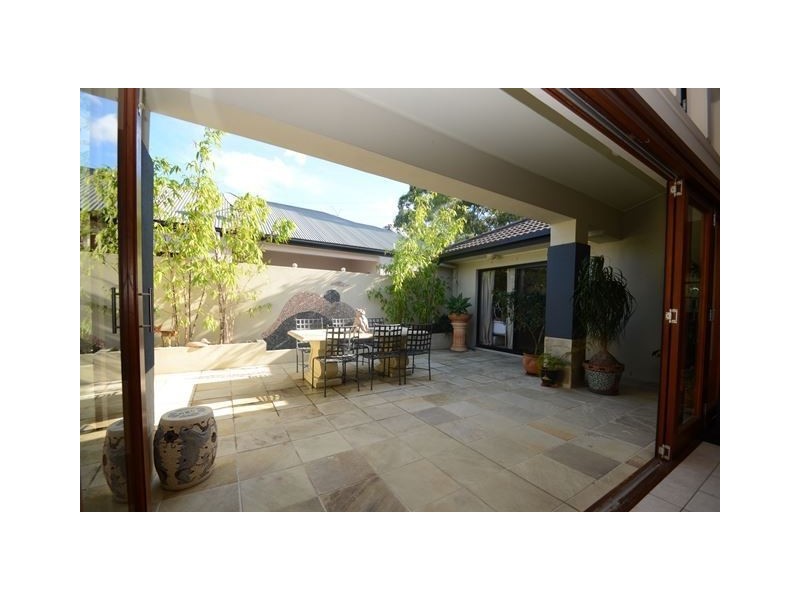 19 Imperia Crescent, Varsity Lakes QLD 4227