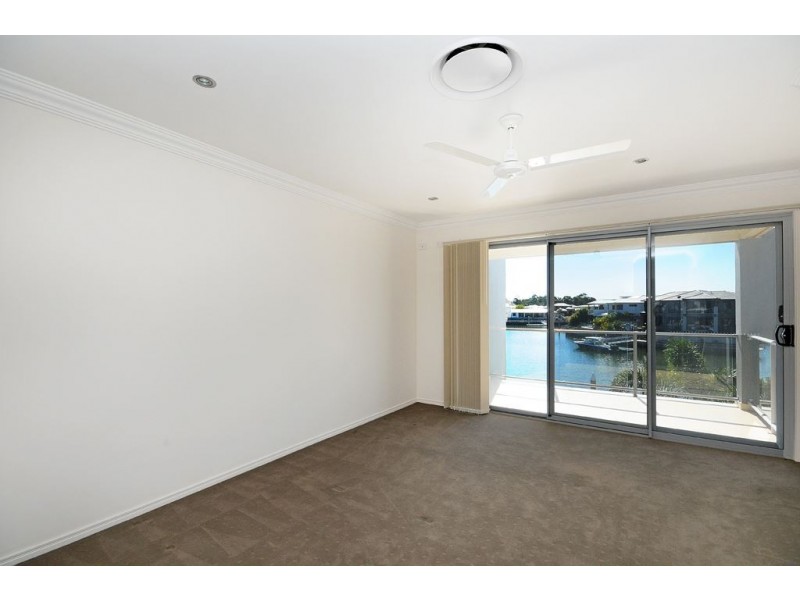 2/29 Compass Drive, Biggera Waters QLD 4216