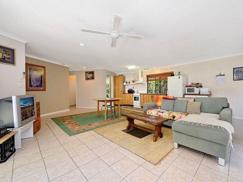 2 Bajada Place, Carrara QLD 4211