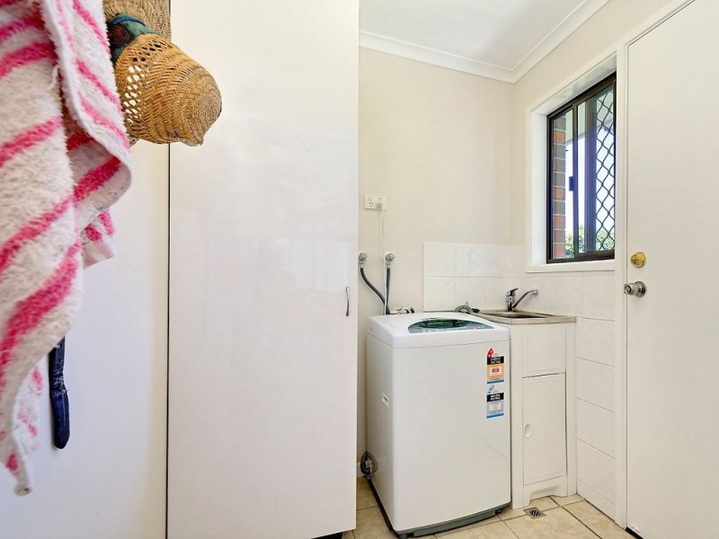 2 Bajada Place, Carrara QLD 4211