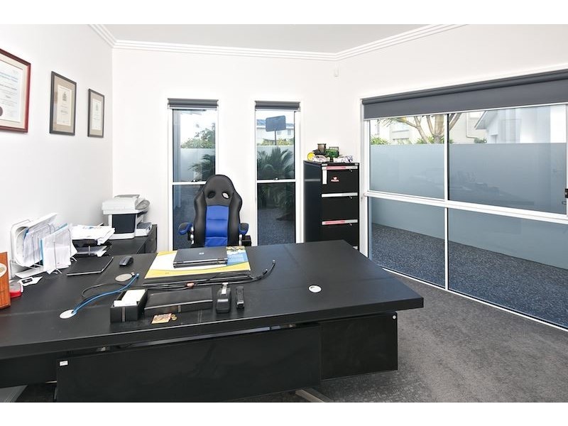 19 North Quay Drive, Biggera Waters QLD 4216