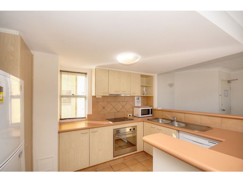20/93 Old Burleigh Road, Broadbeach QLD 4218