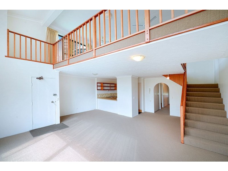 8-10 Queensland Ave, Broadbeach QLD 4218