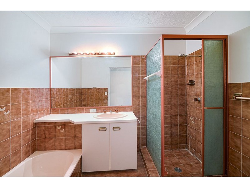 8-10 Queensland Ave, Broadbeach QLD 4218