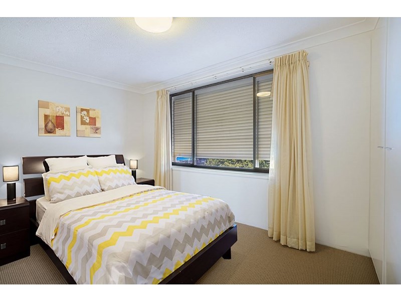 8-10 Queensland Ave, Broadbeach QLD 4218