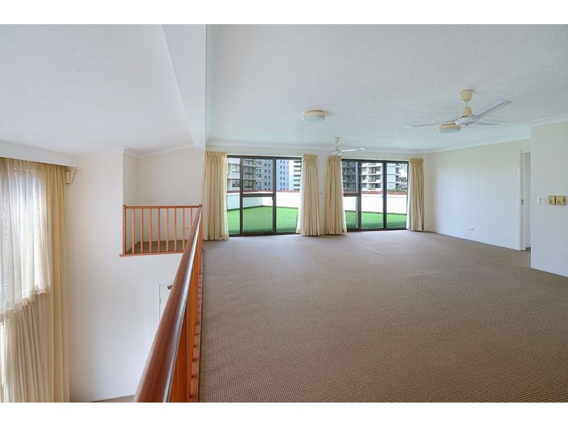 8-10 Queensland Ave, Broadbeach QLD 4218