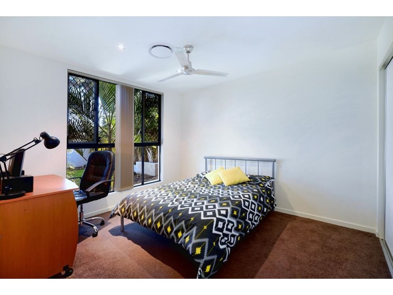 3 Moora Street, Ashmore QLD 4214