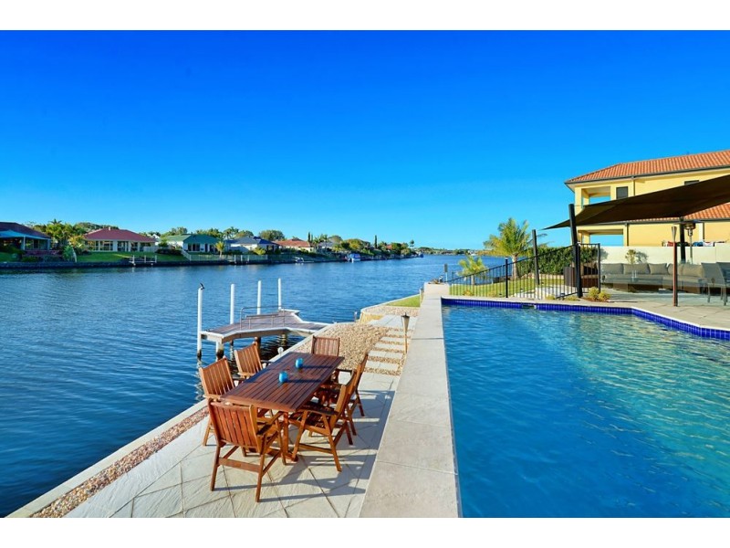 13 Westlake Court, Helensvale QLD 4212