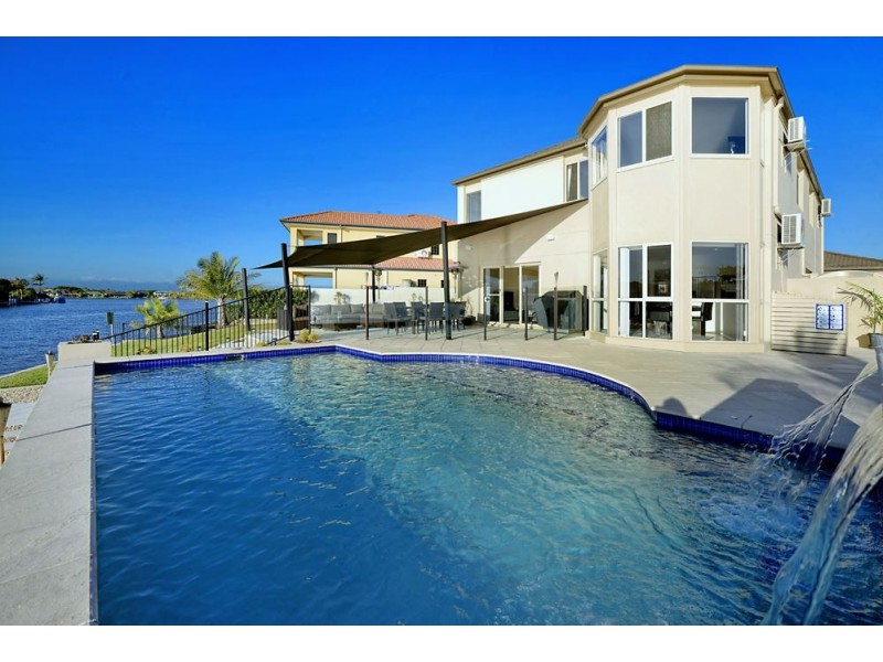 13 Westlake Court, Helensvale QLD 4212