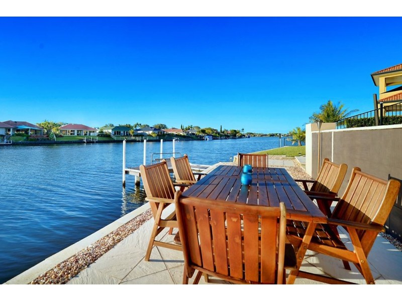 13 Westlake Court, Helensvale QLD 4212