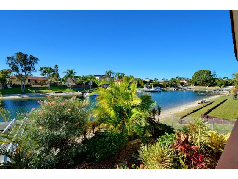 12 Cypress Drive, Broadbeach Waters QLD 4218
