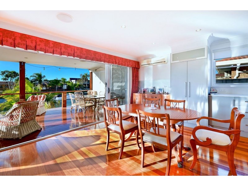 12 Cypress Drive, Broadbeach Waters QLD 4218