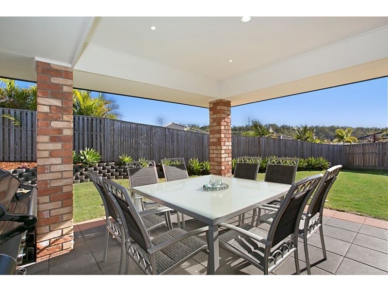 36 Faraday Crescent, Pacific Pines QLD 4211