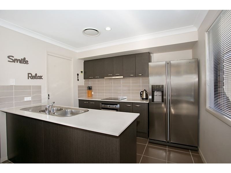 36 Faraday Crescent, Pacific Pines QLD 4211