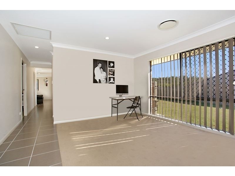 36 Faraday Crescent, Pacific Pines QLD 4211