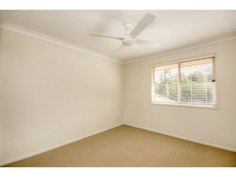 37 Nerang River Drive, Nerang QLD 4211