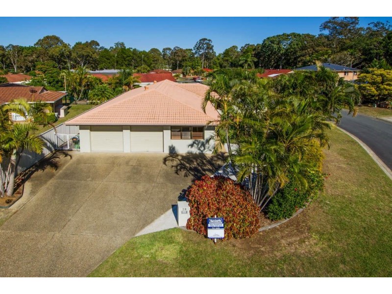 28 Sundown Drive, Paradise Point QLD 4216