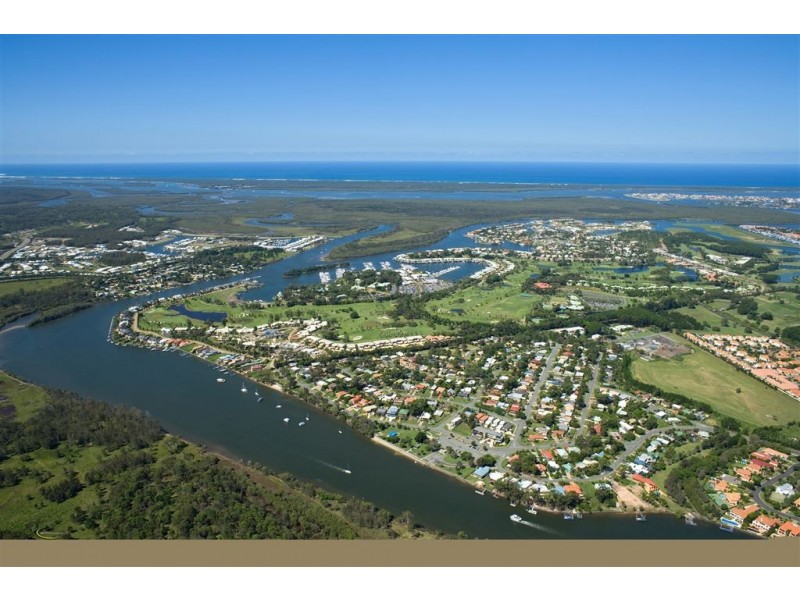 27 Chindrina Street, Hope Island QLD 4212