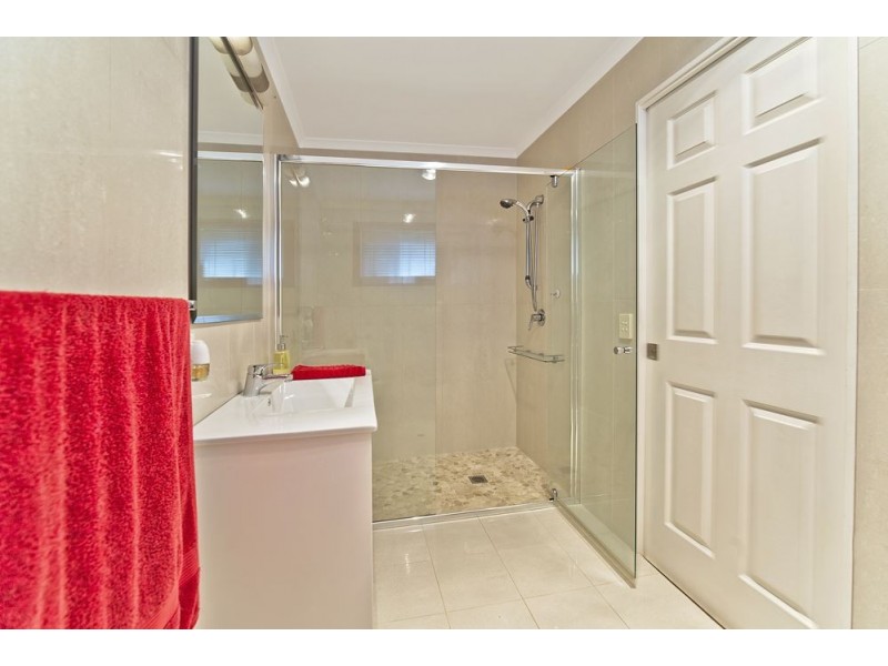 20 Namatjira Court, Broadbeach Waters QLD 4218