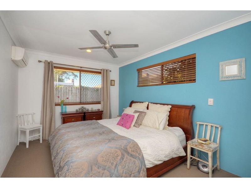 2/5 Pheasant Court, Miami QLD 4220