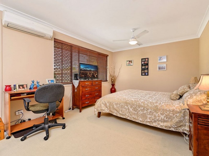 69 Chisholm Road, Carrara QLD 4211