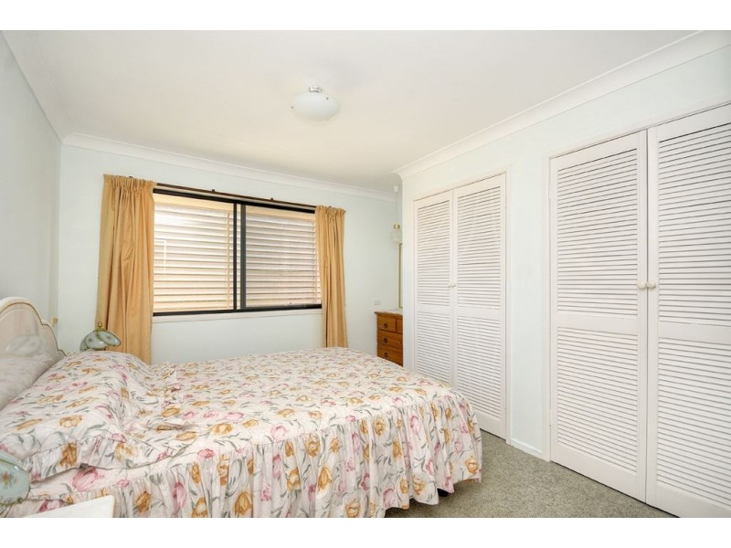2/13 Craft Court, Miami QLD 4220