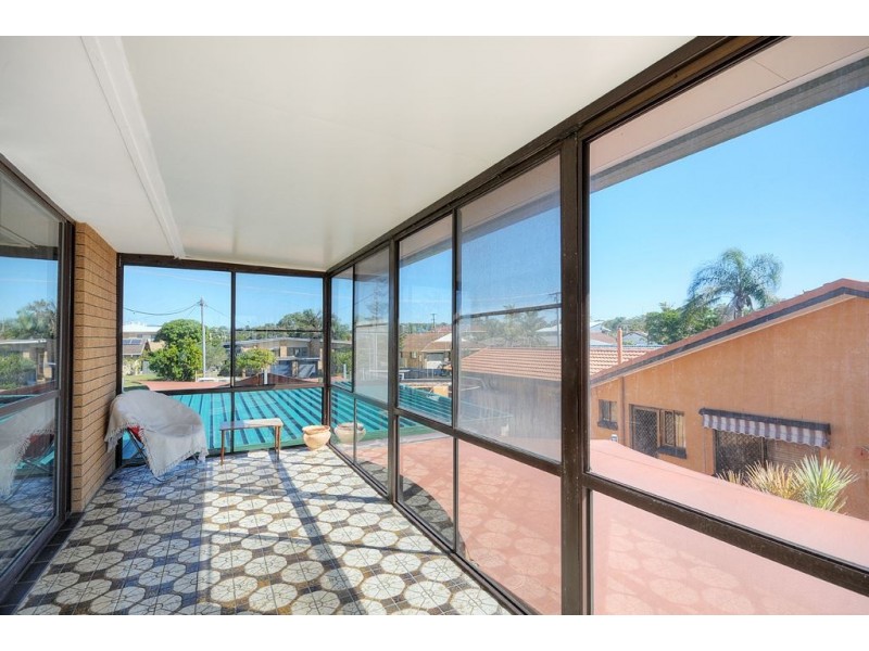 2/13 Craft Court, Miami QLD 4220
