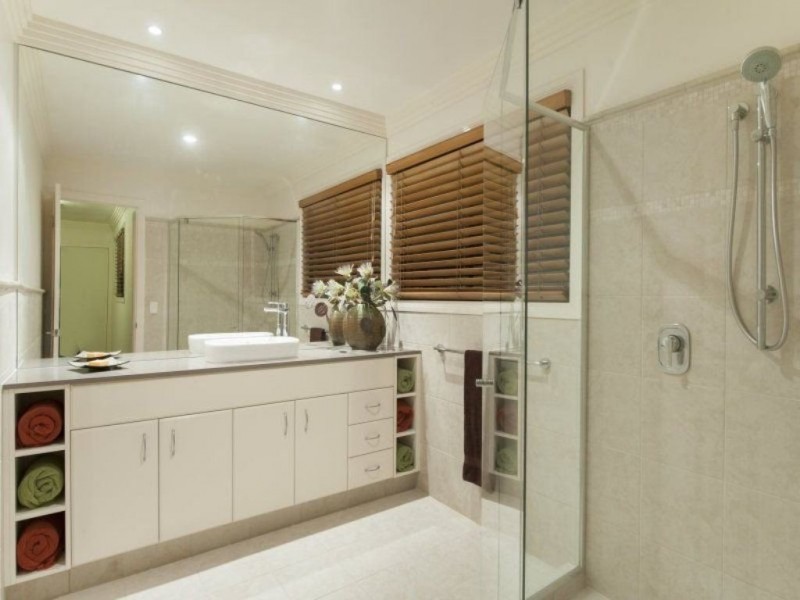 26 Brittanic Crescent, Sovereign Islands QLD 4216